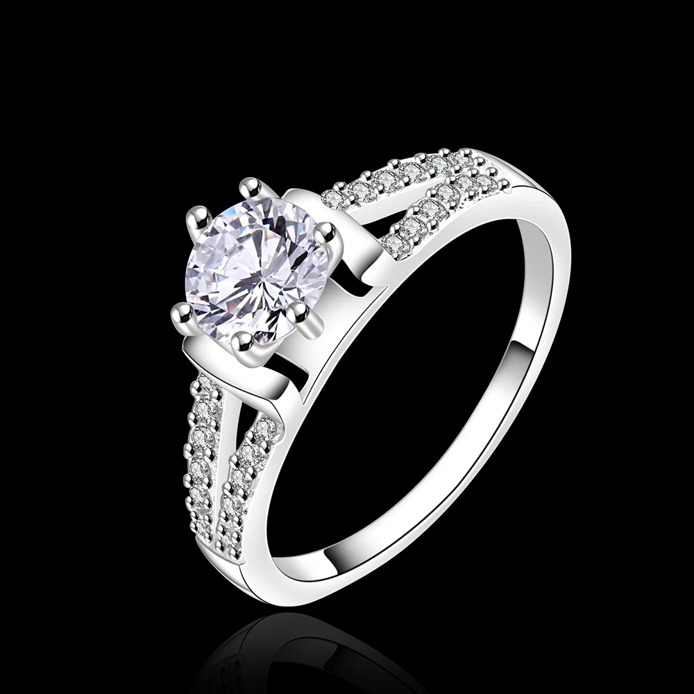 Кольцо с драгоценным камнем покрытое серебром инкрустированное фианитом