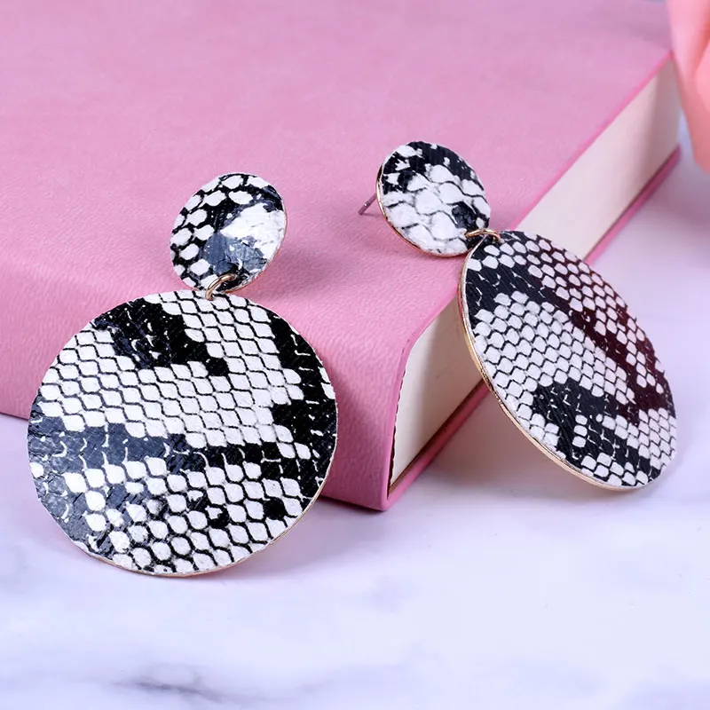 

Fashion New Snake Skin Leather earrings Geometric Drop Earrings for Women Vintage Big Statement Earrings Party Jewelry
