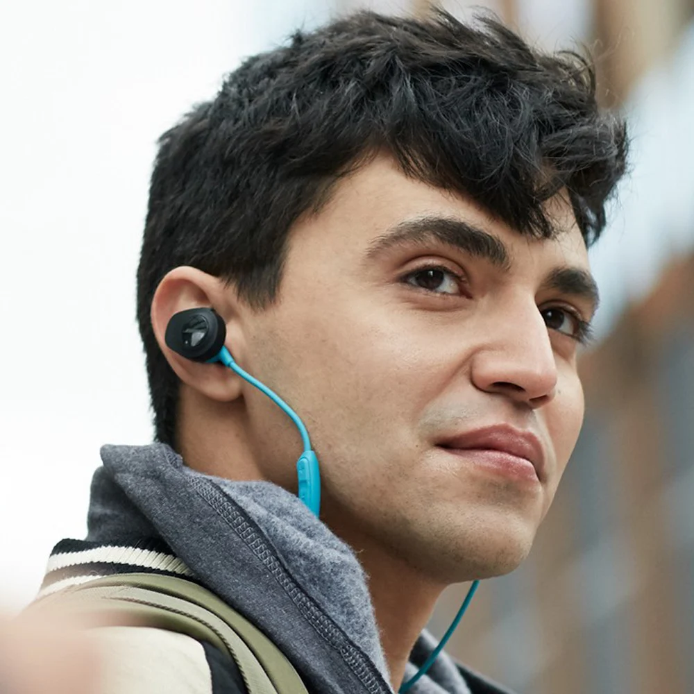 Bose наушники SoundSport, беспроводные Bluetooth наушники, спортивные наушники с защитой от пота, музыкальная гарнитура, встроенное управление с микрофоном