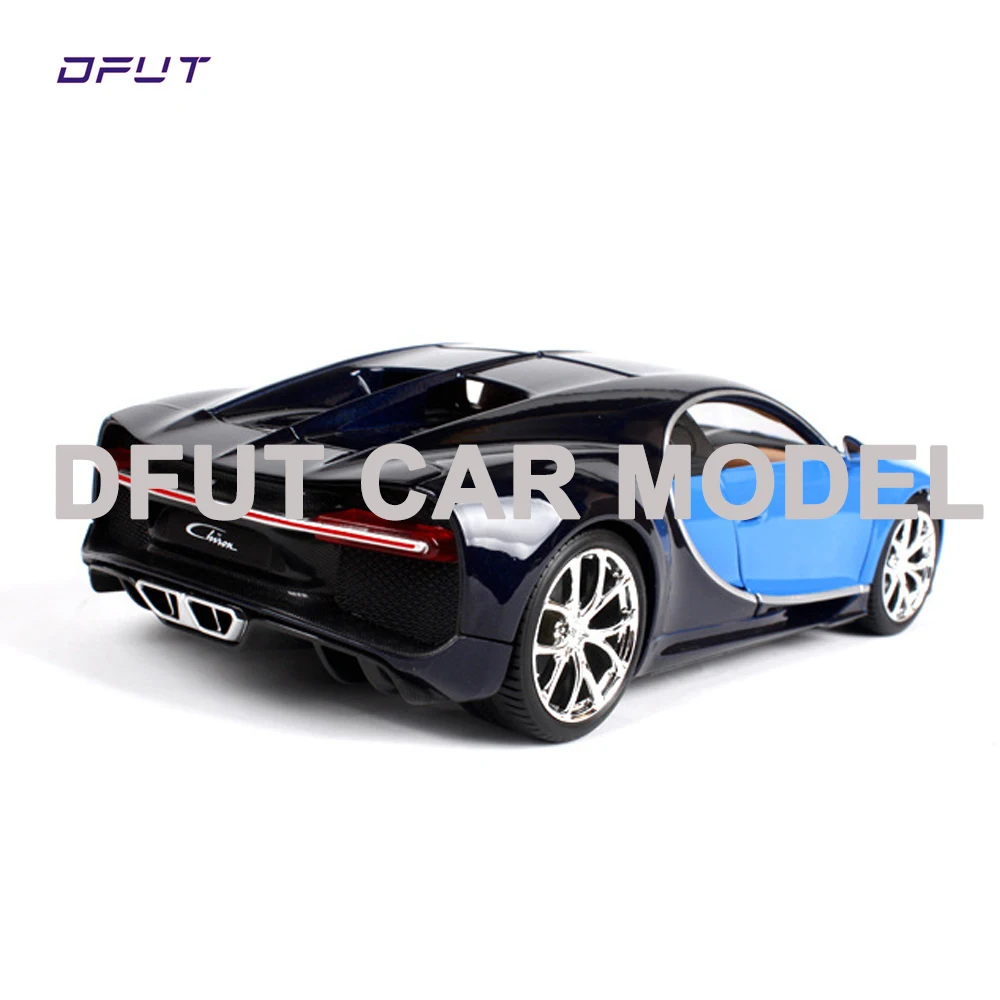 Модель автомобиля Bburago 1:18 Chiron металлическая литья под давлением игрушки для