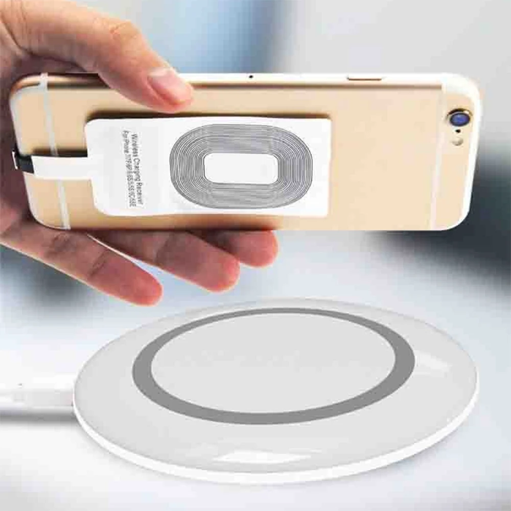 Универсальное беспроводное зарядное устройство Qi автоматическое зажимное