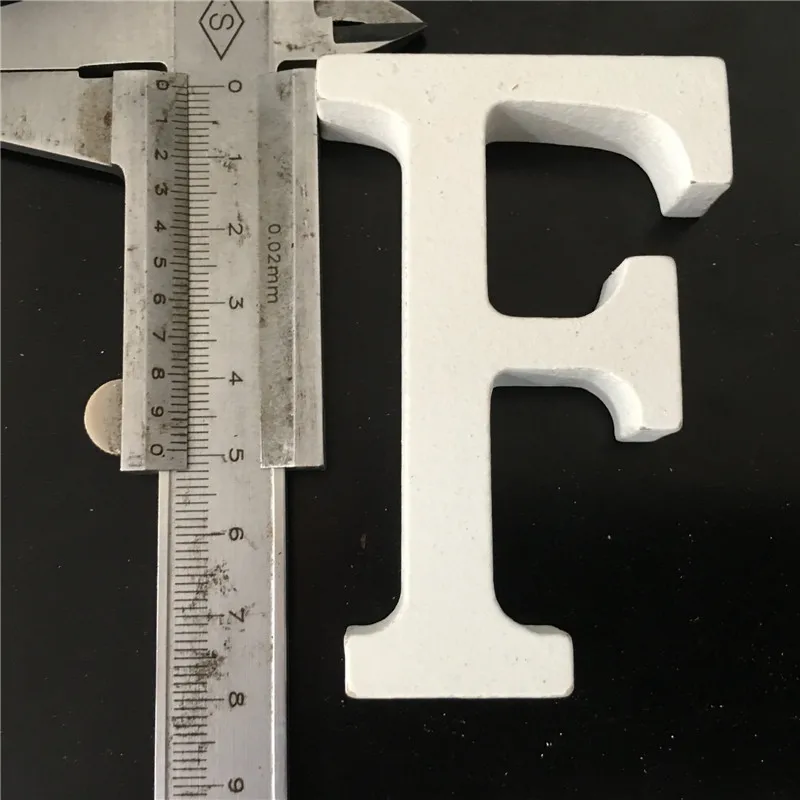 F 1 шт. DIY A-Z Деревянные белые английские буквы Свадебный декор Алфавит украшения boda mariage деревянные украшения слова вечерние украшения - Цвет: F