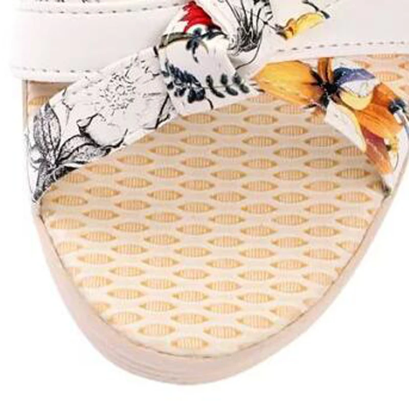 Женские повседневные сандалии-гладиаторы на танкетке с принтом летние стильные