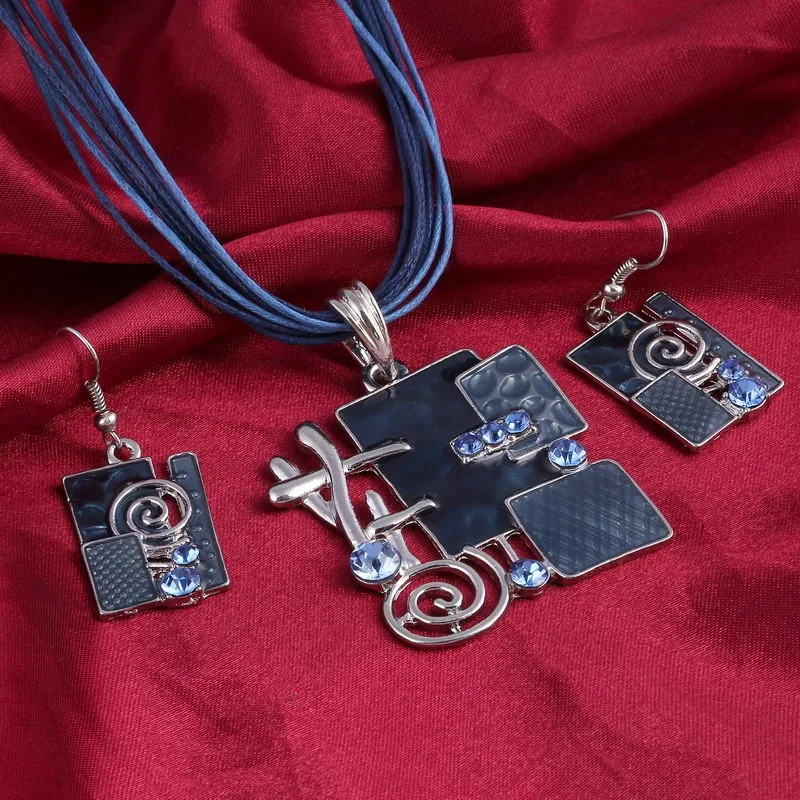 Летний стиль, эмалированный серебряный кулон, ювелирный набор, нежный Lucite дизайн, разноцветный чокер с геометрическими мотивами, ожерелье, серьги, набор