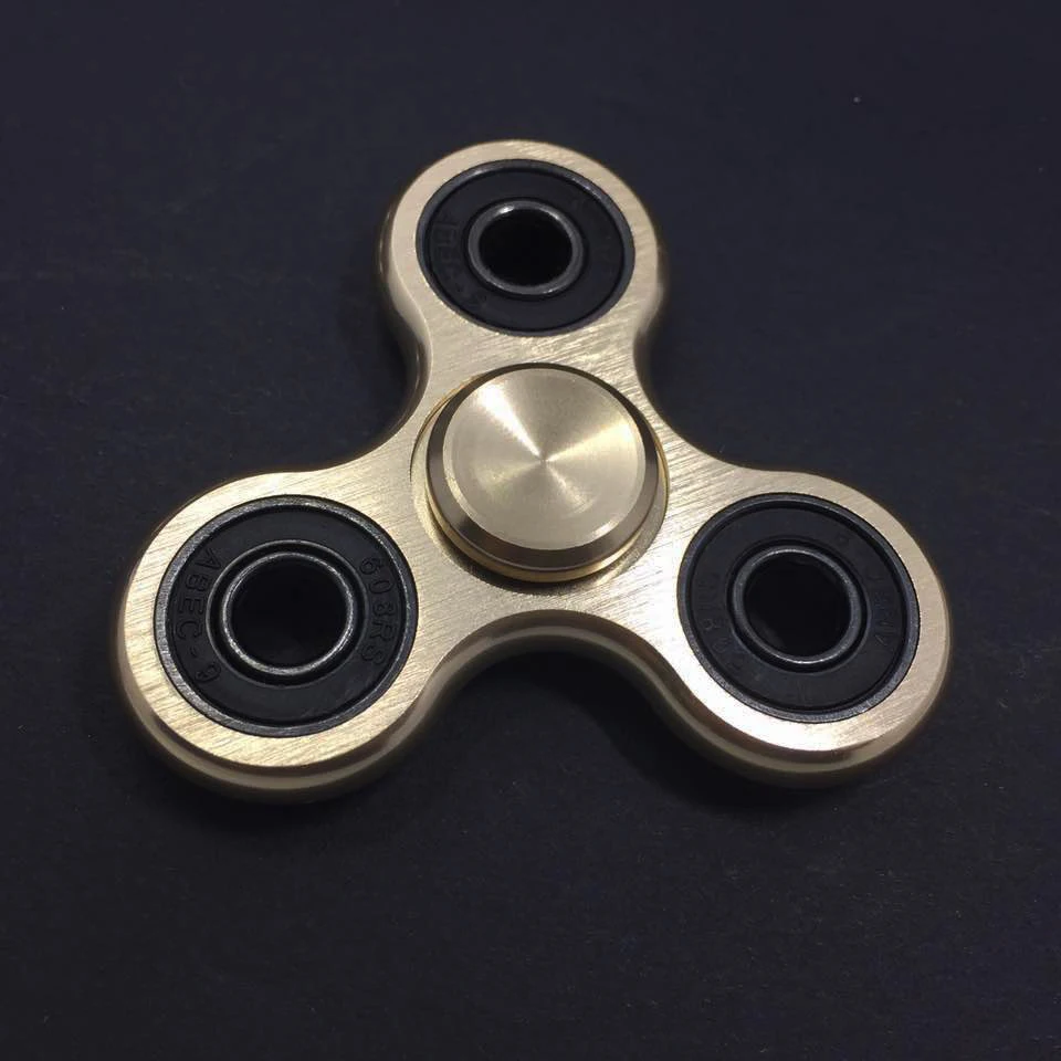 50 шт. новая игрушка для непосед палец Spinner металл стресс Tri Металлический