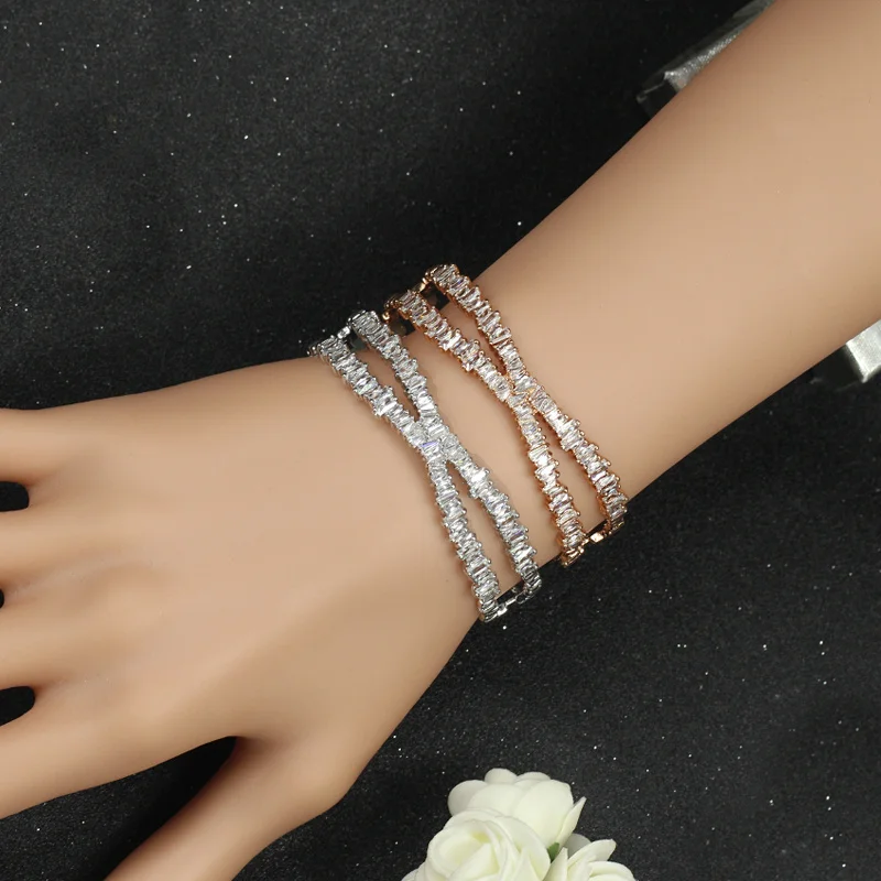 Женский Браслет манжета с фианитом розовое золото|cuff bangle|bangle brandbangle designer |