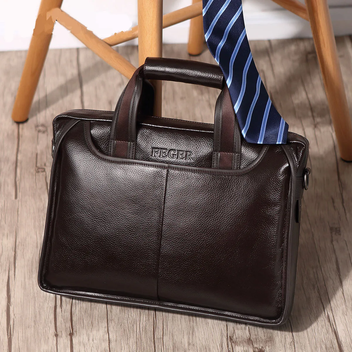2022 New Fashion Genuine Leather Men Bag Famous Brand Shoulder Bag Messenger Bags Causal Handbag Laptop Briefcase Male