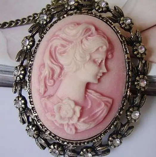 Wholesale cameo pendant necklace beautiful girl for best friend . pink jewelry 12 pieces / lot FREE shipping | Украшения и