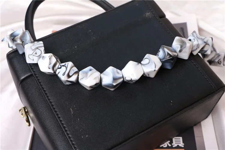 gold hardware Серебристая или Золотая или черная дизайнерская модная сумка на плечо с бусинами для девочек, ремень, легко сочетающаяся летняя сумочка, украшение на ремне A3385 - Цвет: gold hardware