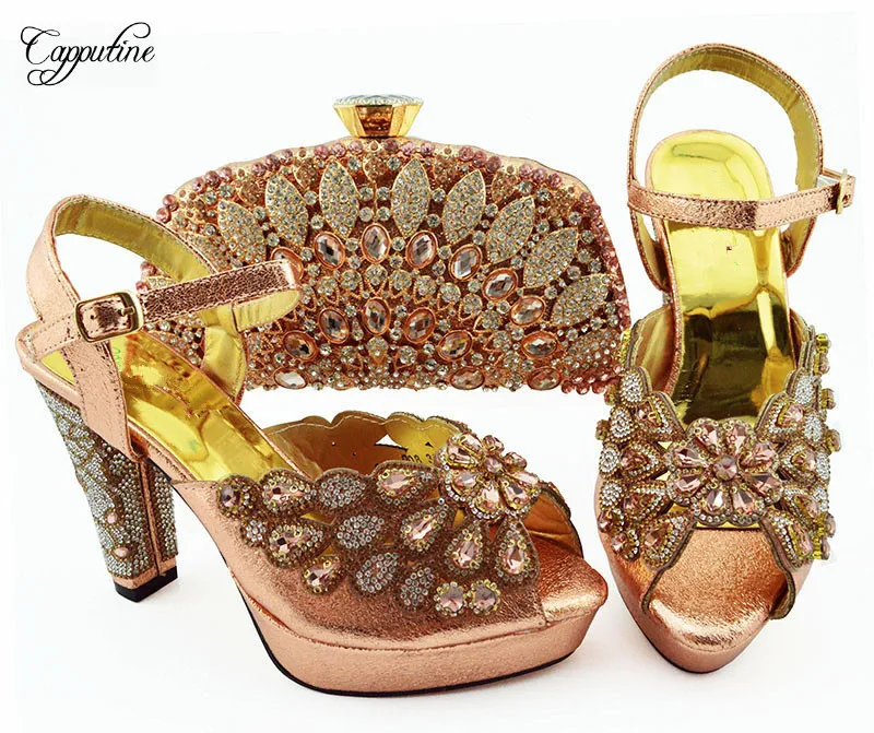 Высококачественные персиковые босоножки на высоком каблуке и искусственные