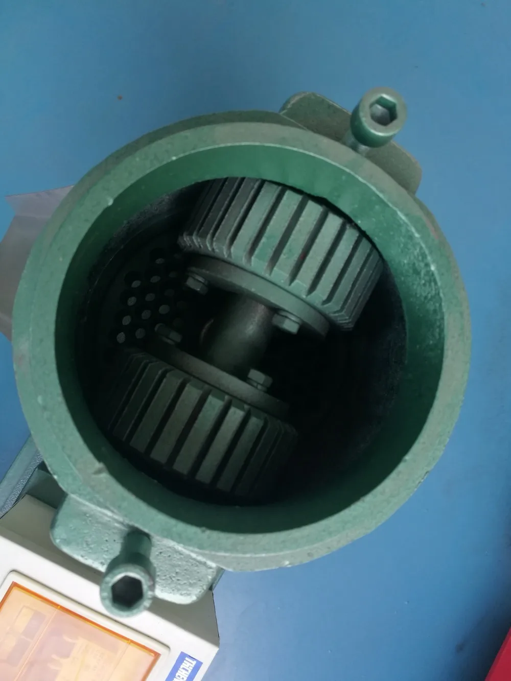 

roller and 3 mm diameter matrix die of KL120 model pellet machine