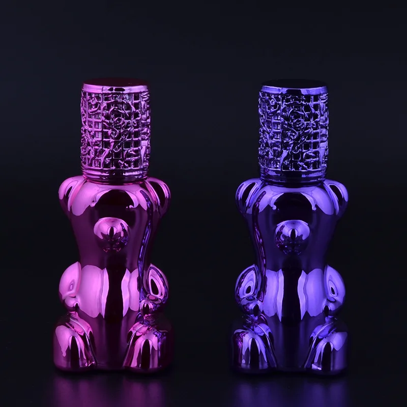 

Essential Oil Glass Bottle Empty Bear Perfume Vial with Alloy Cover Steel Roller Ball Hot Sell 12 ML Emulsion Refillable Bottle