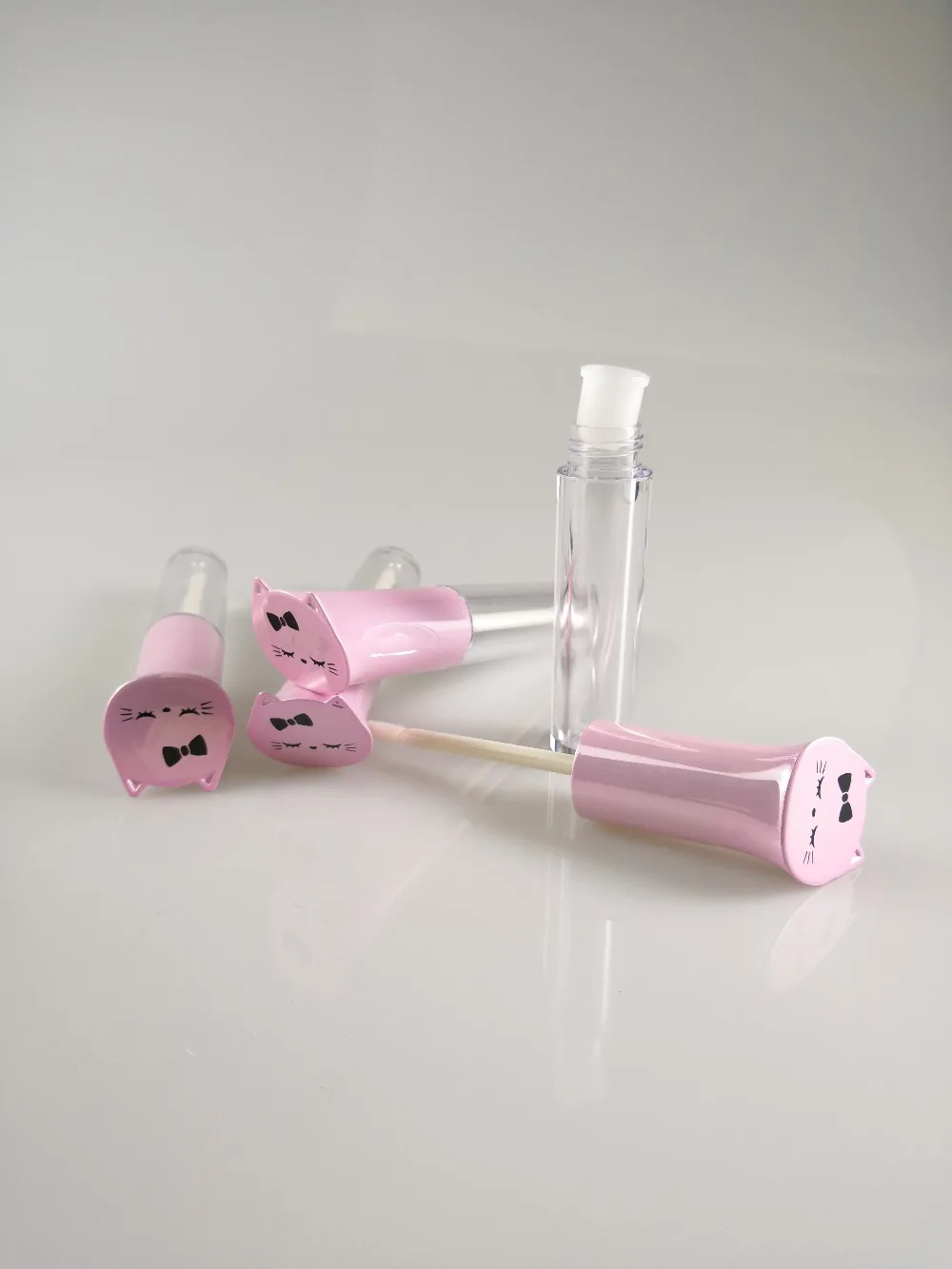 Милая Красивая прозрачная пустая туба для блеска губ с розовой крышкой