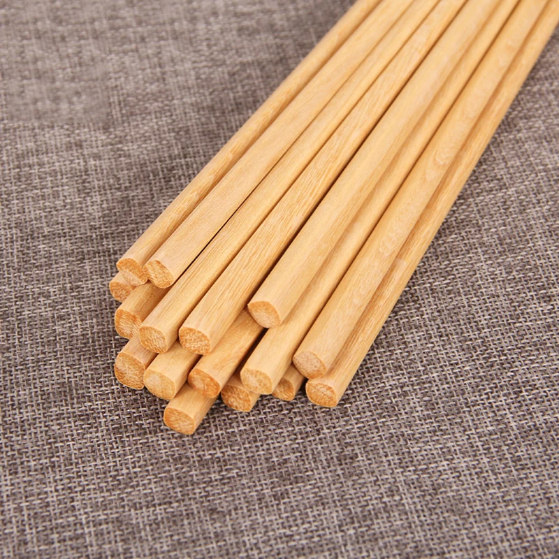 Fashion 1Pair Handmade Natural Bamboo Wood Chopsticks Beech Chinese Ironwood Tableware Sandal Food Stick Door Frame Reusable