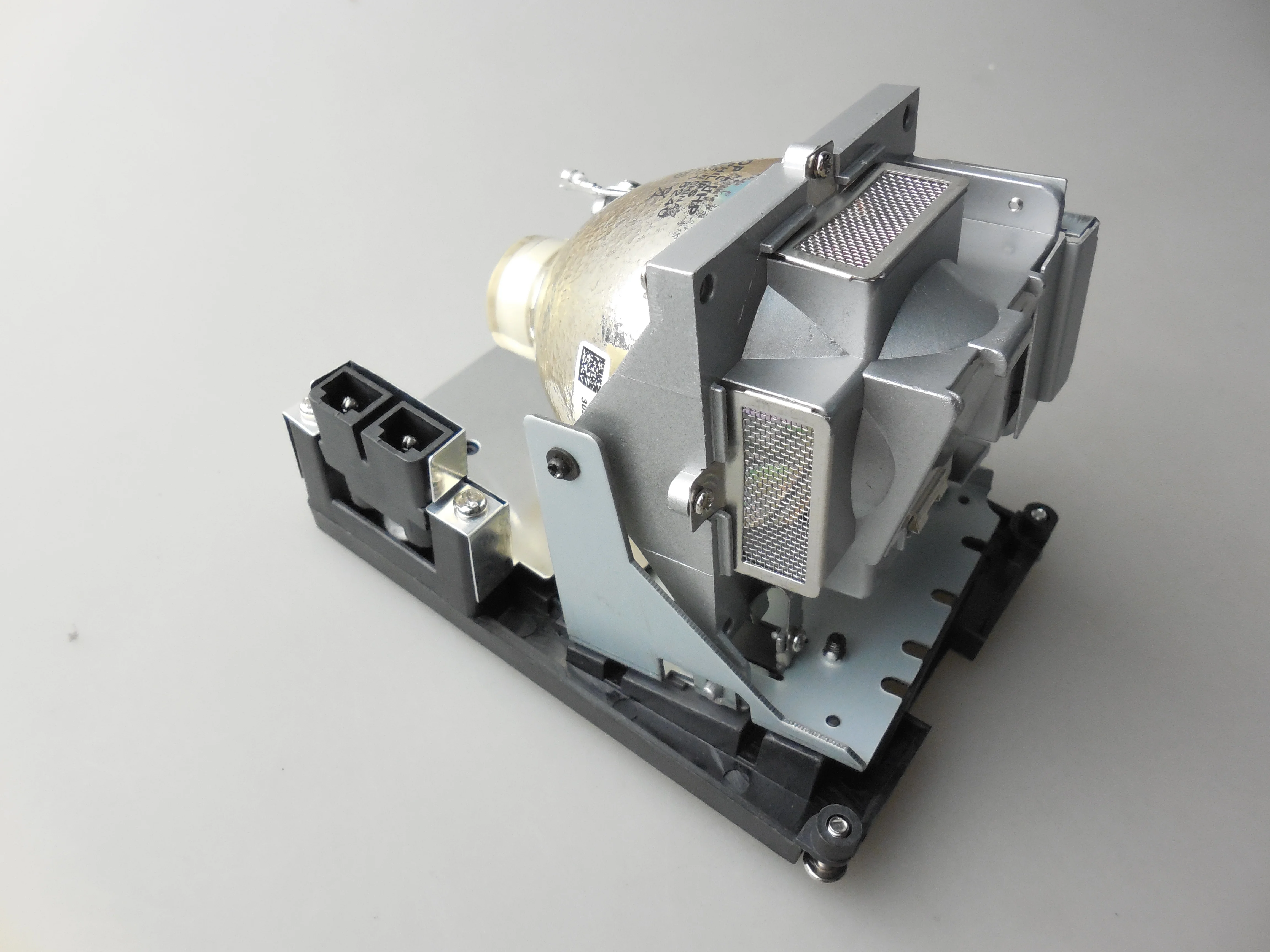 

A+quality Projector Lamp 5J.J2N05.001 for Projector BENQ SP840