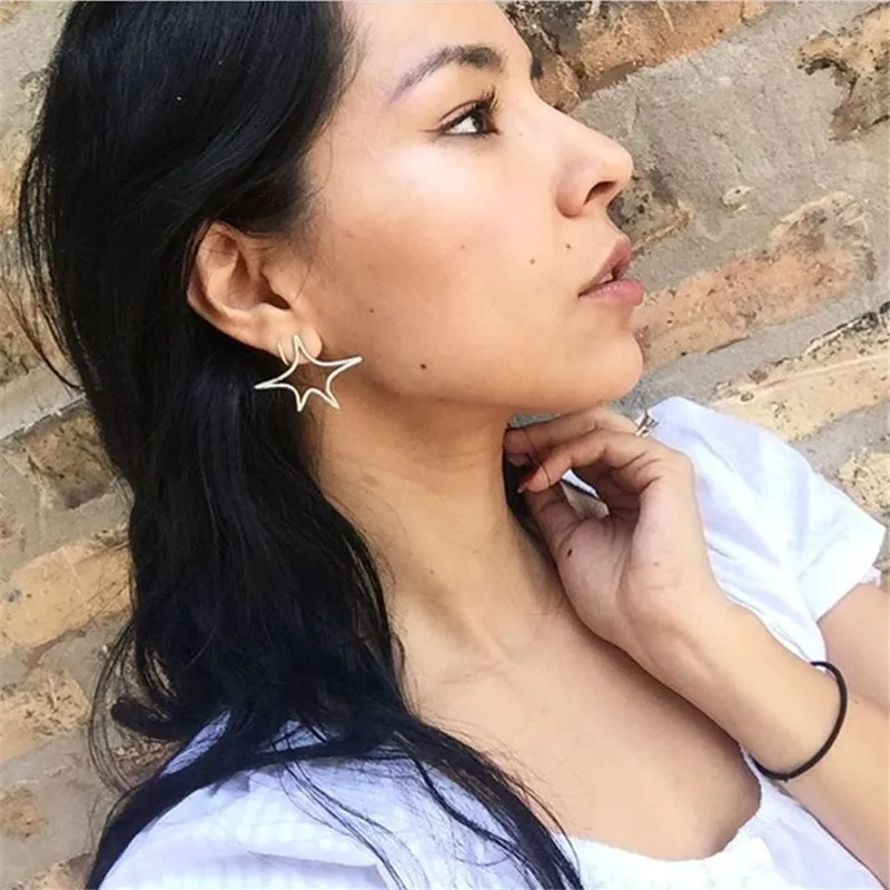 1 пара модные стильные женские серьги-гвоздики с пятиконечной звездой из