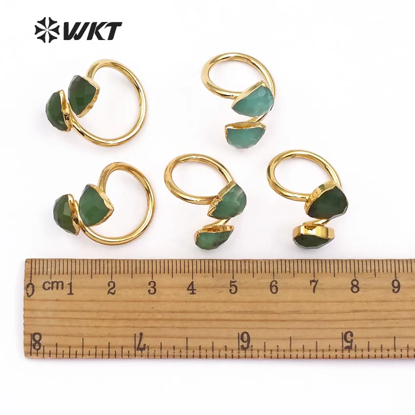 WT-R317 WKT Wholesale Natural Chrysoprase Stone In Triangle Shape Faceted Green With Gold Trim For Women Dainty Ring | Украшения и