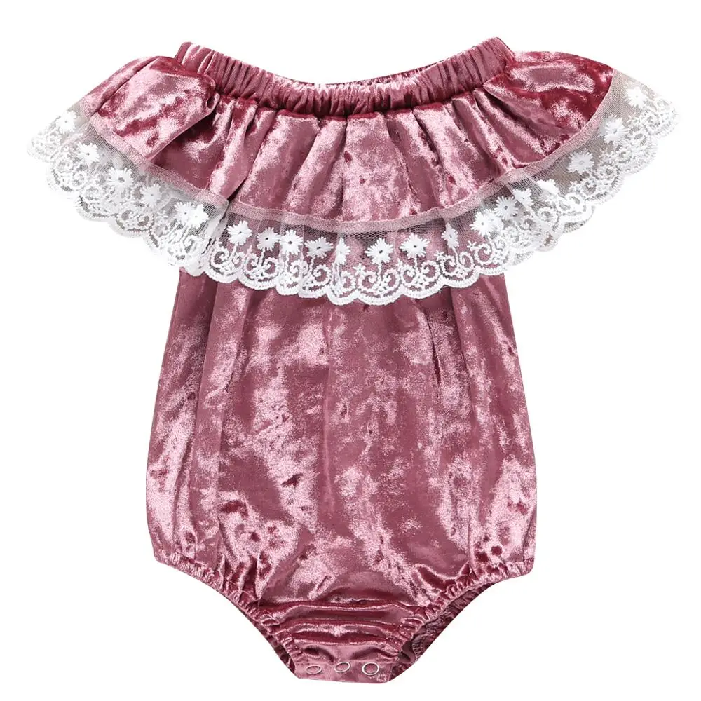 Комбинезон для маленьких девочек Розовый кружевной бархатный комбинезон с