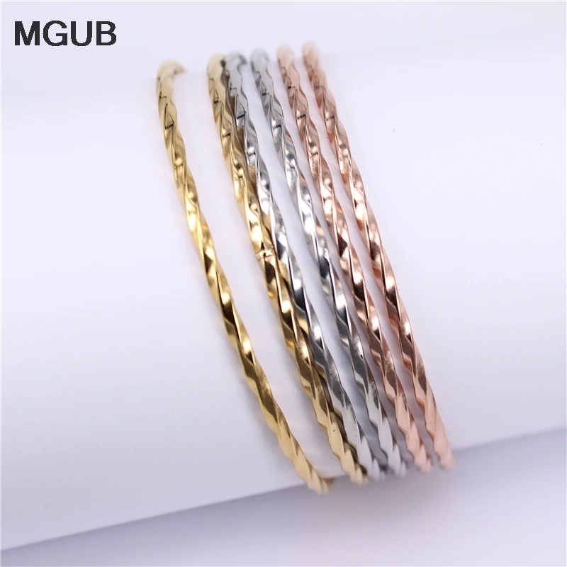 

Stainless steel Fashion Jewelry 3 colors Twisted Bangles 7pcs combination One year does not fade color Bracelets & Bangles LH582