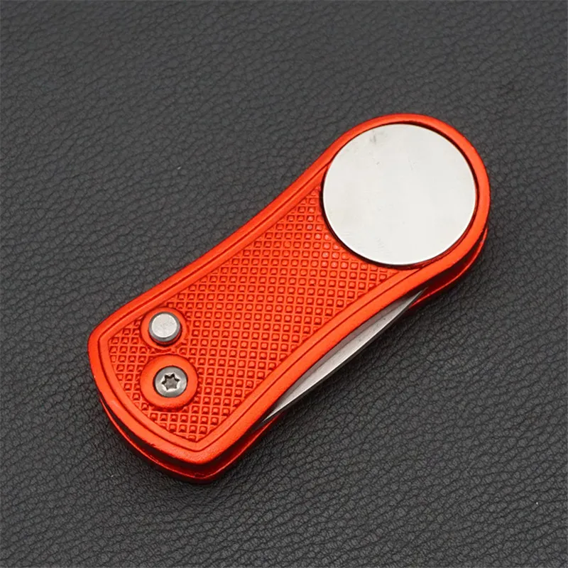 Hot Divot Fork Tool with Button Magnetic Ball Marker Portable Foldable for Golf Club MCK99 | Спорт и развлечения