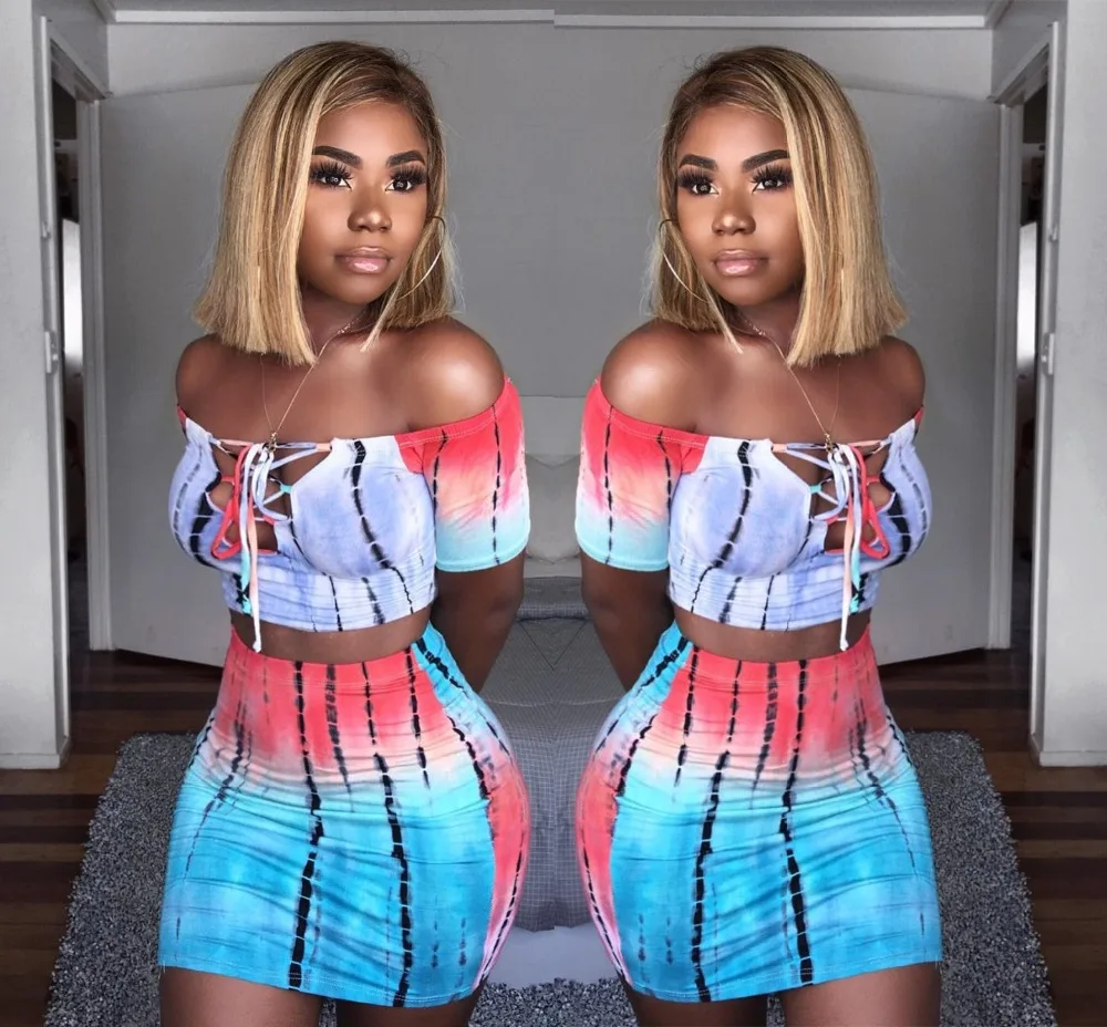 Женский комплект из двух предметов с юбкой и цветочным принтом |