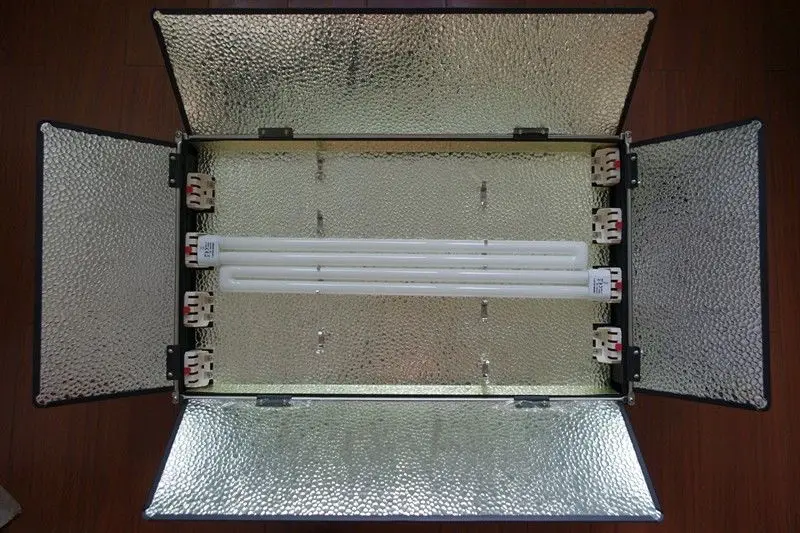 Лампа дневного света OSRAM DULUX L 2G11 55 Вт/954 или Вольфрамовая Вт/930 флуоресцентная
