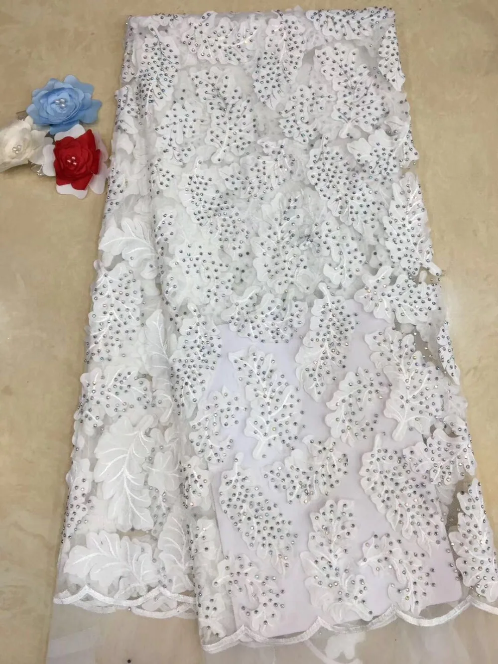 Французский в нигерийском стиле Тюлевая ткань с камушками 2019 Красный Высокое