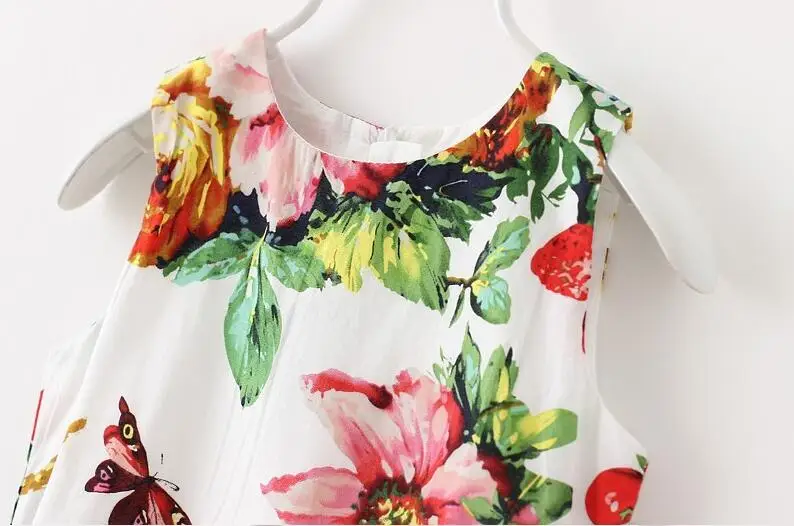 Toddler Girls Summer Dresses Floral Strawberry Print Children Clothing Sleeveless Beautiful kids Teenager dresses |
