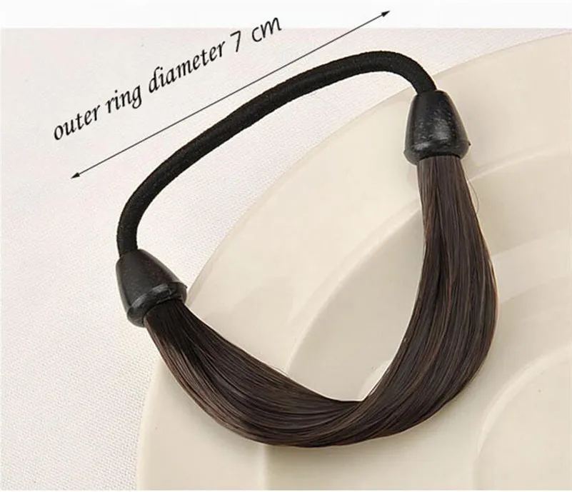 Резинка для волос женская черная эластичная с прямыми волосами - купить по