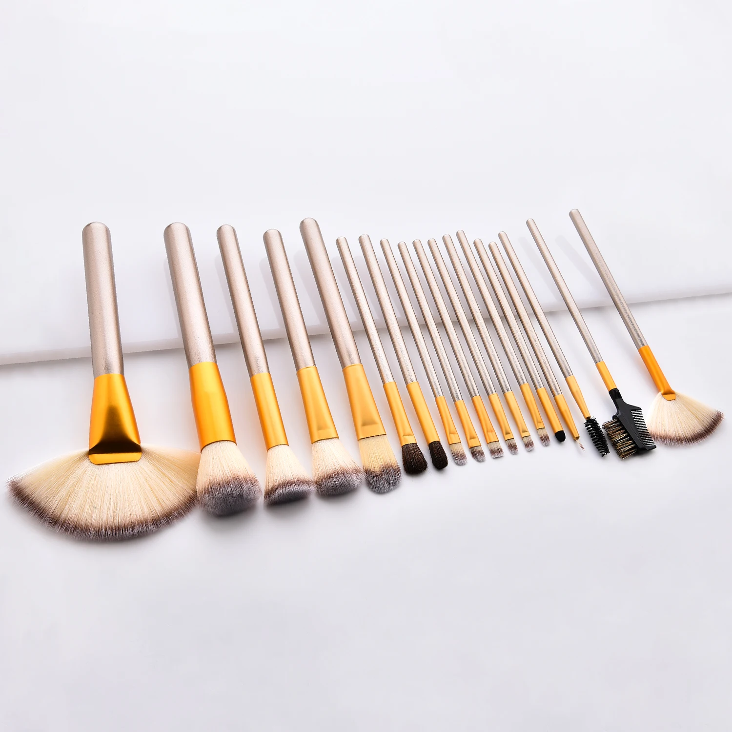 BBL 12/18/24pcs Premium Champagne Makeup Brushes Set + Bag Foundation Blending Blush Concealer Eyeshadow Elegant Cosmetic Tools | Красота и