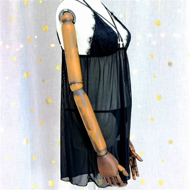 Ночная рубашка женская кружевная с треугольным вырезом черного цвета|Ночные