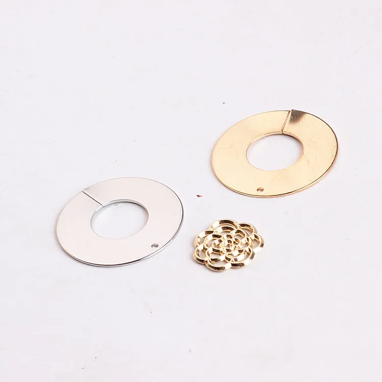 

DIY handmade jewelry accessories copper alloy flower simple movable material earbob wafer pendant Pendant