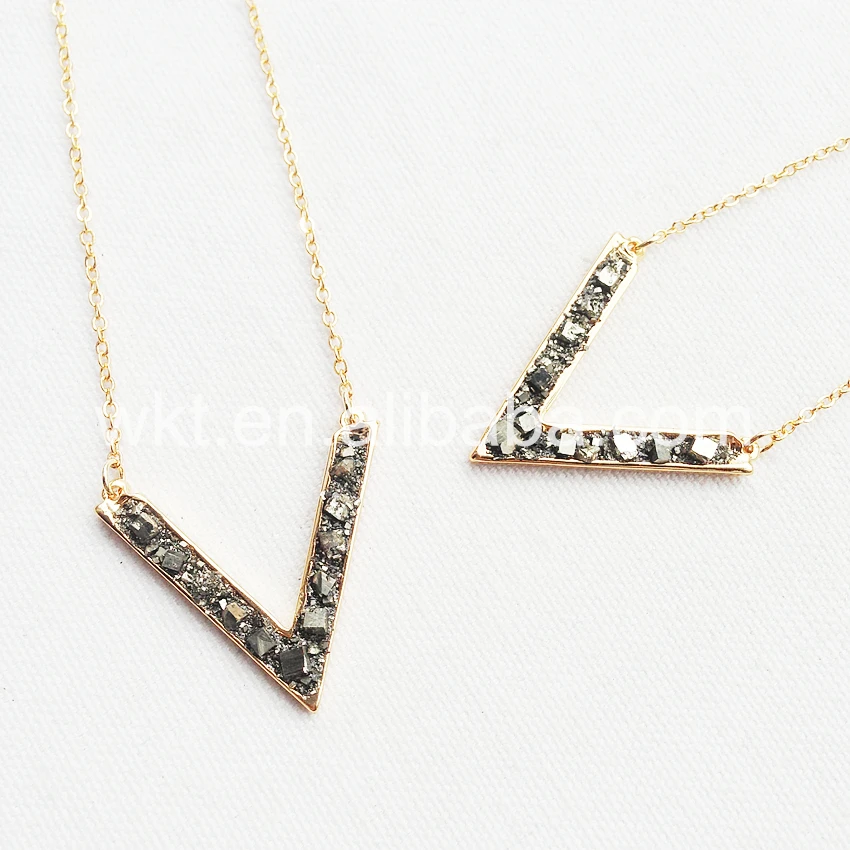 WT-N714 Amazing design Letter V Pendant gold necklace Jewelry natural pyrite stone letter charm pendant 18&quotchain gift | Украшения и