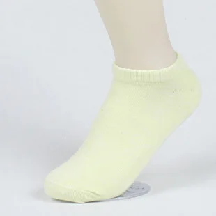 light yellow Новинка, Харадзюку, однотонные Чулочные изделия, летние женские Носки ярких цветов, унисекс, хлопковые носки, невидимые неглубокие носки-башмачки для женщин, Meias - Цвет: light yellow