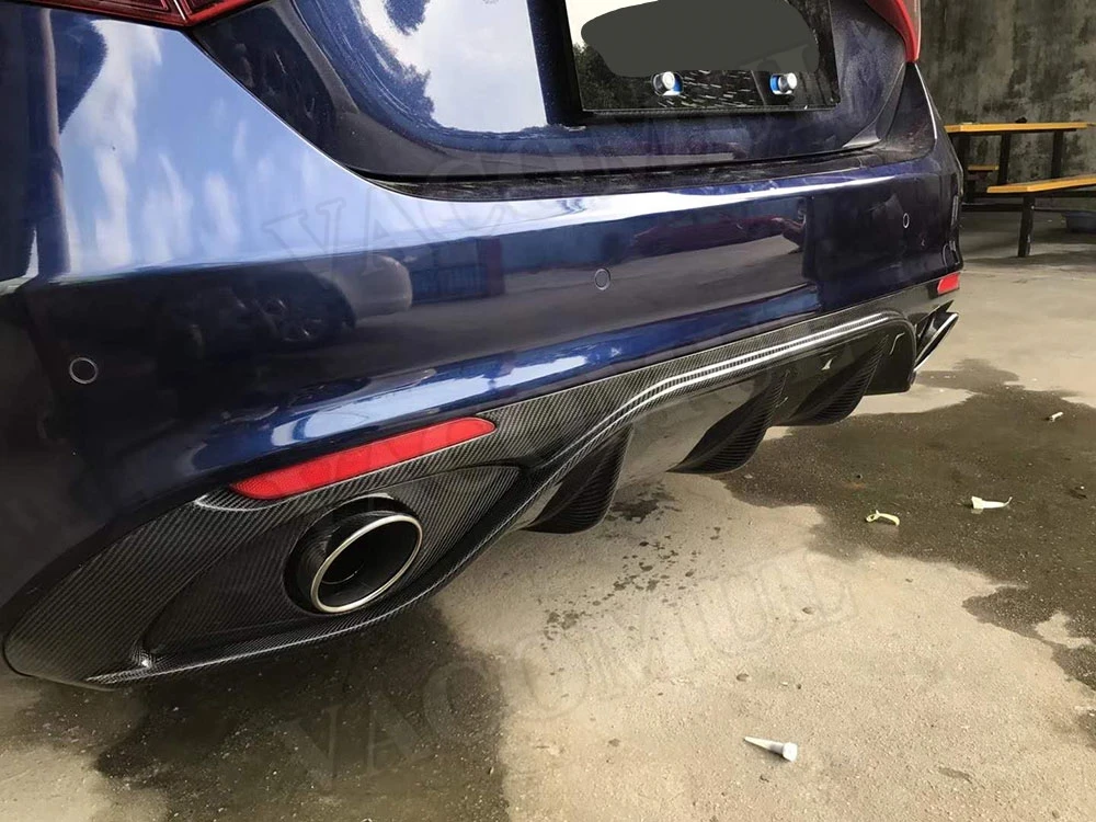 Задний диффузор бампера спойлер из карбонового волокна с наконечниками выхлопной системы из нержавеющей стали для Alfa Romeo Giulia 2017 2018 годов выпуска.