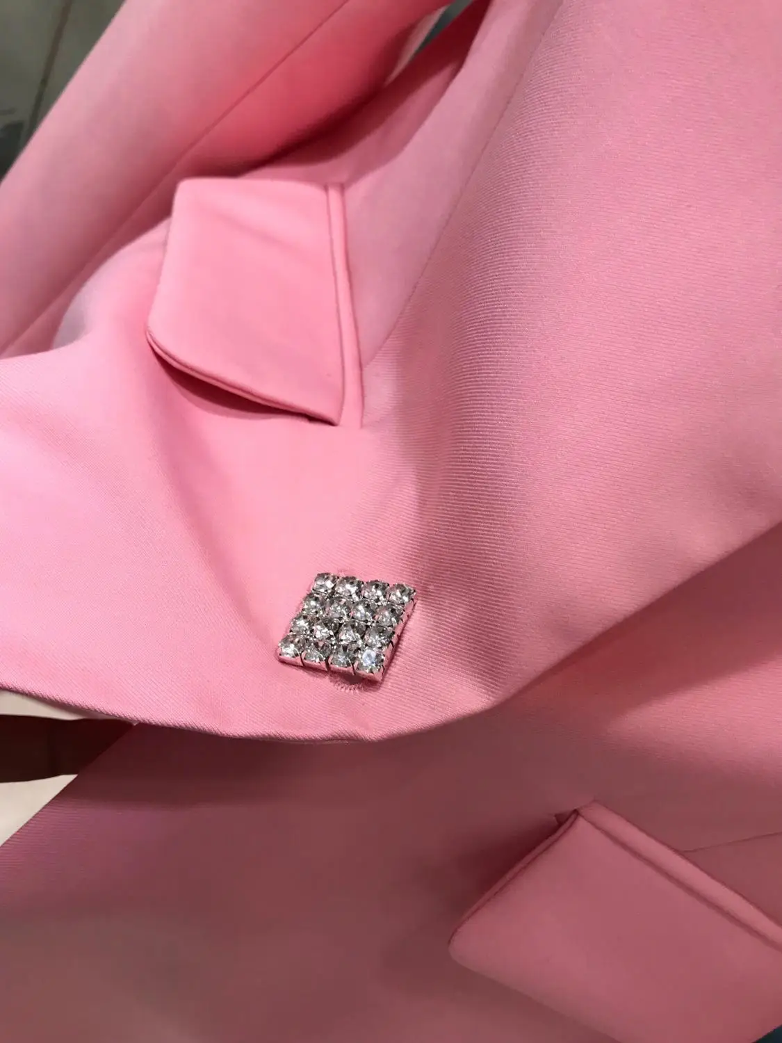 Женский элегантный офисный Блейзер розовая длинная куртка на пуговицах с