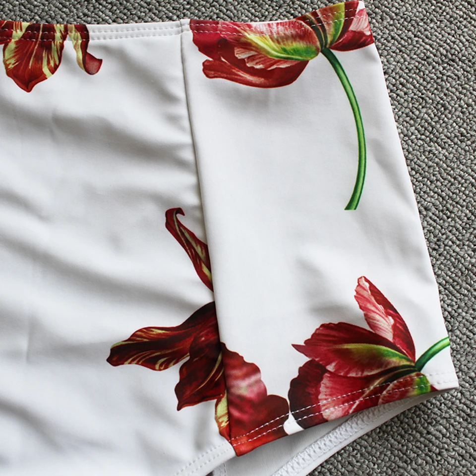 Сексуальный спортивный купальник на косточках бикини с объемными цветами