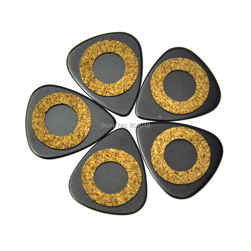 

40pcs New Medium 0.71mm Antiskid Cork Grip Celluloid 351 Guitar Picks Plectrums Solid Black