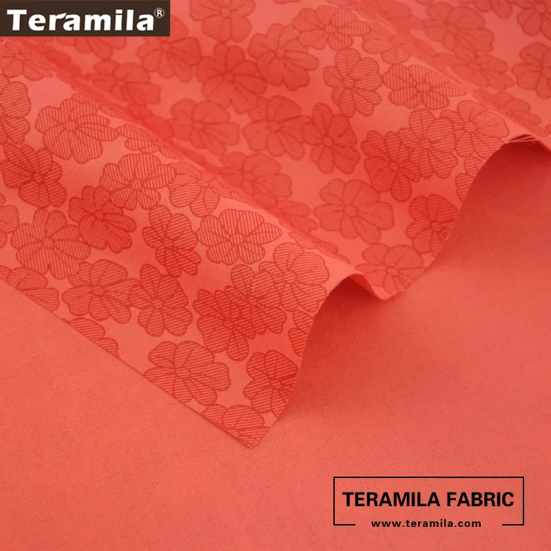 Ткань с красным принтом цветочный дизайн саржевый материал шитье постельных