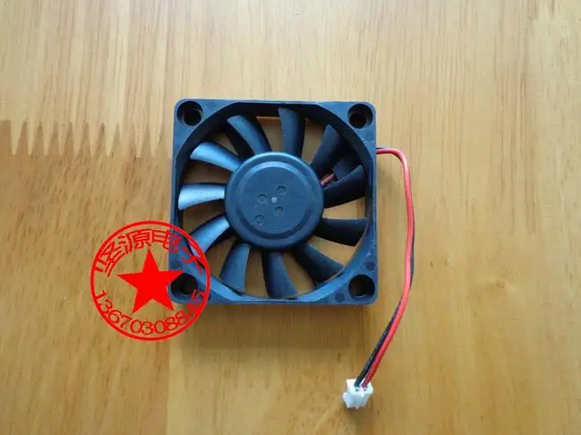 Двухпроводной вентилятор Nidec D05X-05TL 5V.09A 5 см 5010 50*50*10 мм | Компьютеры и офис