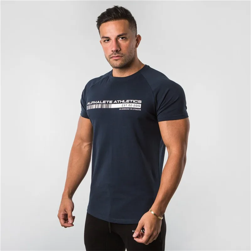 Новинка, футболки ALPHALETE, мужские футболки с коротким рукавом, хлопковые мужские тройки, спортивные тренажеры, фитнес футболки, брендовая одежда