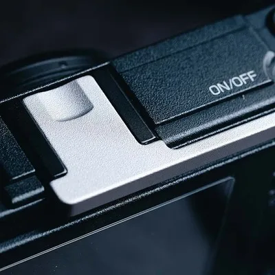 

Новый металлический высококачественный держатель для камеры типа «Горячий башмак» изготовлен для Rico h GR /GR II/GR2 Ограниченная серия