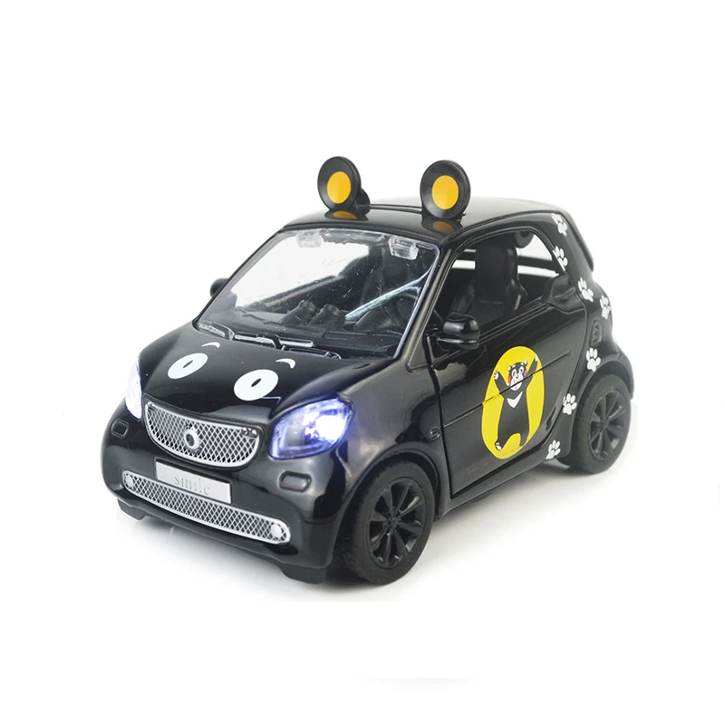 Моделирование 1:36 медведь Бэтмен Smart Fortwo модель машины из сплава Diecasts &amp Toy Vehicles