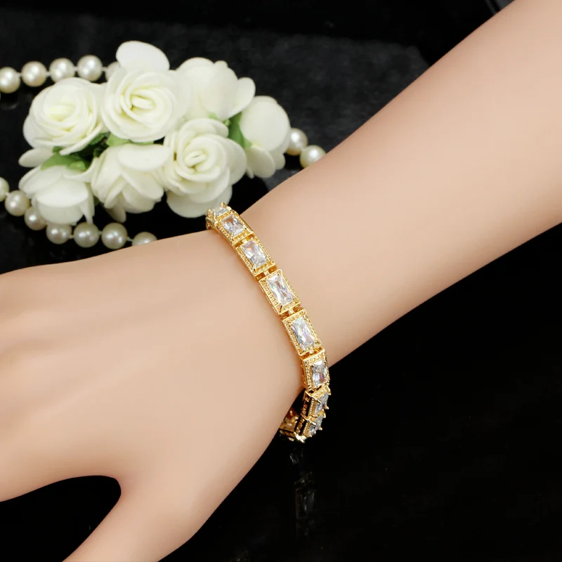 Женский браслет с квадратным фианитом золотистого и желтого цвета|bangles for women|wrap
