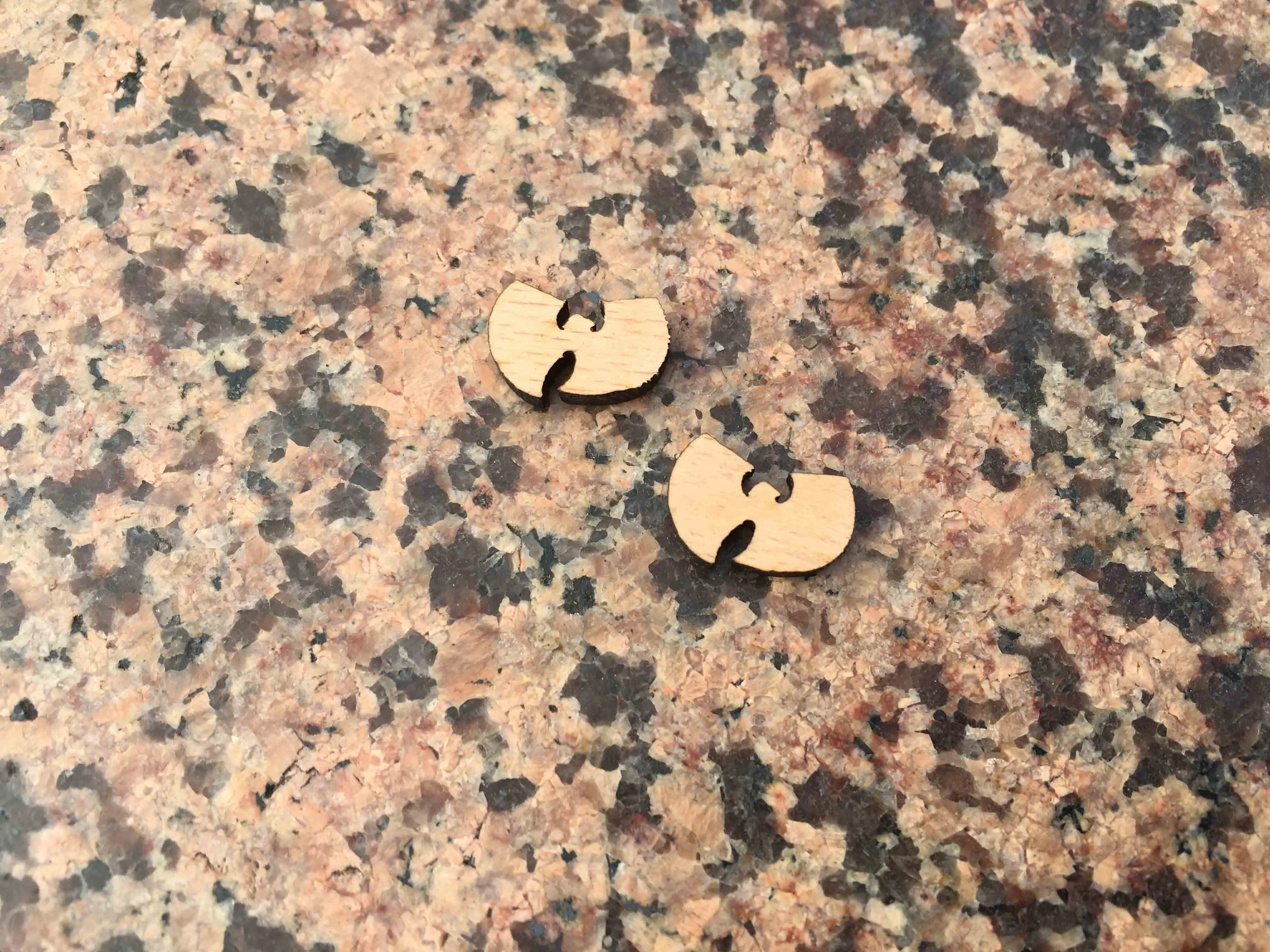 Wu Tang деревянные серьги с лазерной гравировкой в стиле хип хоп музыкальные