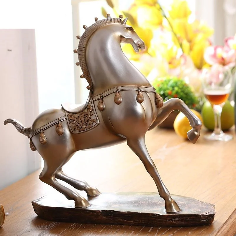 Античная модель военной лошади скульптура ручной работы статуя из искусственной
