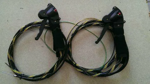 

Paramotor electric start hand throttle