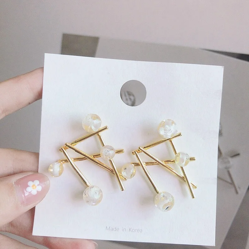 gold color crystal MENGJIQIAO новые корейские серьги-гвоздики с искусственным жемчугом и геометрическим кристаллом для женщин элегантные ювелирные изделия с неровным крестом Oorbellen подарок - Окраска металла: gold color crystal
