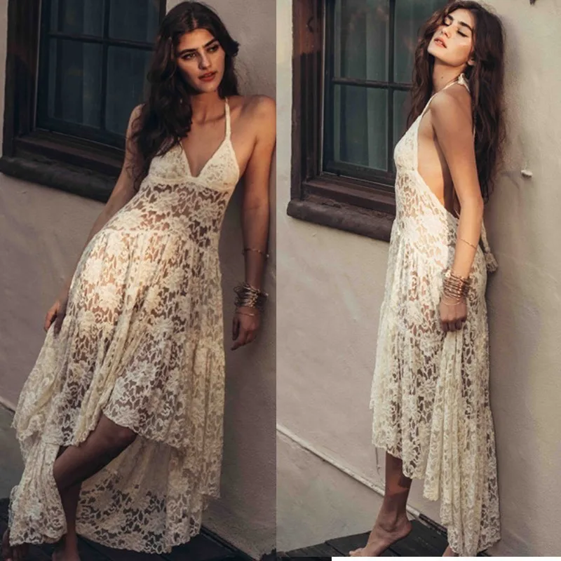 Белое прозрачное кружевное платье вязаное крючком длинное белое без рукавов