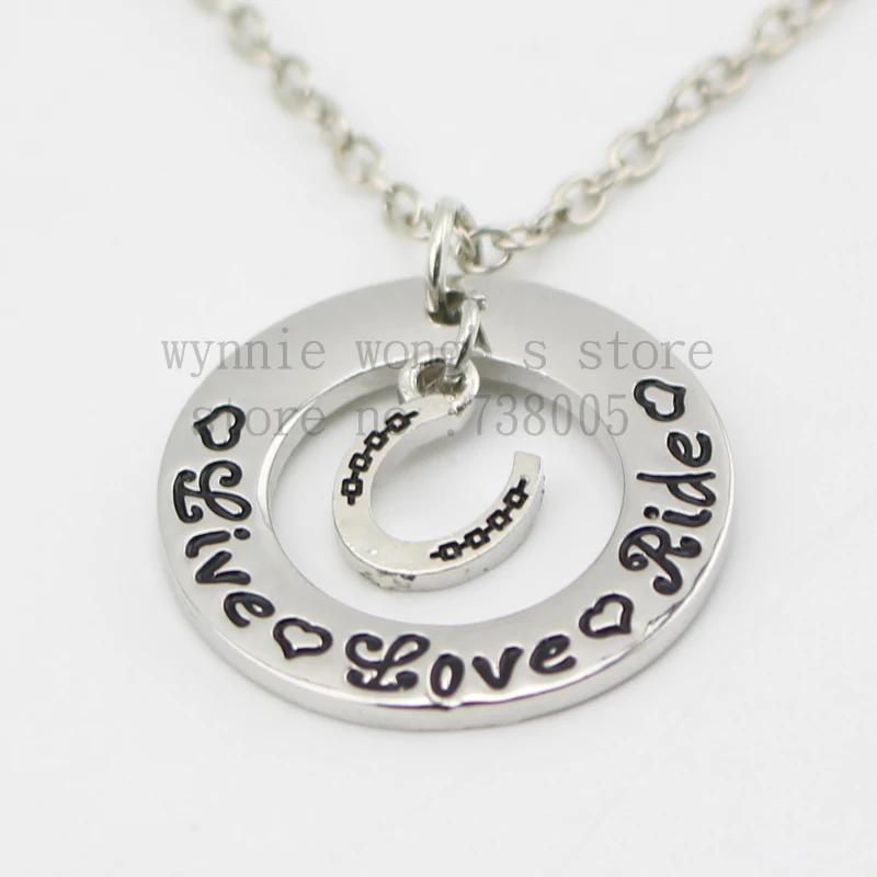 Ожерелье Live Love Ride 2015 колье с ручной штамповкой подарок для верховой езды